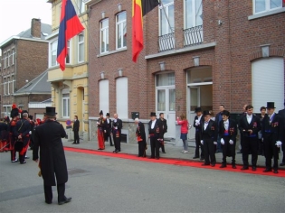 haie d'honneur des Francs Arquebusiers pour les Arbal�triers