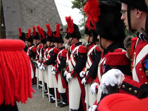 Les Sapeurs c�r�monie d'hommage aux d�funts Lorette 6-7-2003